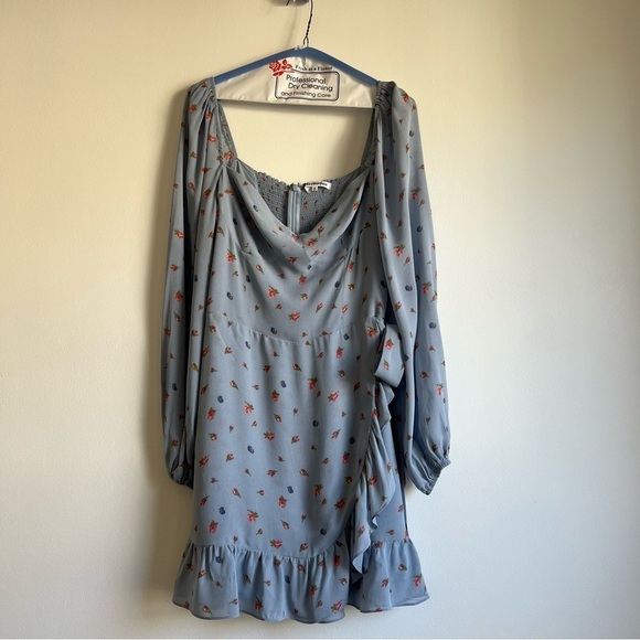 Reformation Cammi Dress in Beau - Picture 4 of 16